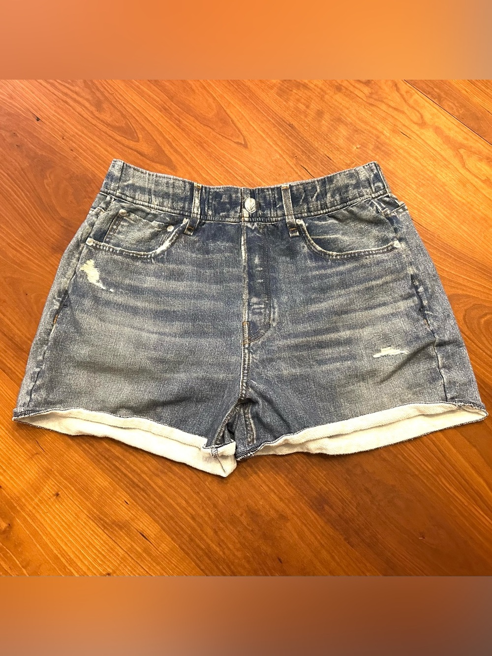 Rag & Bone Miramar Shorts. Size M